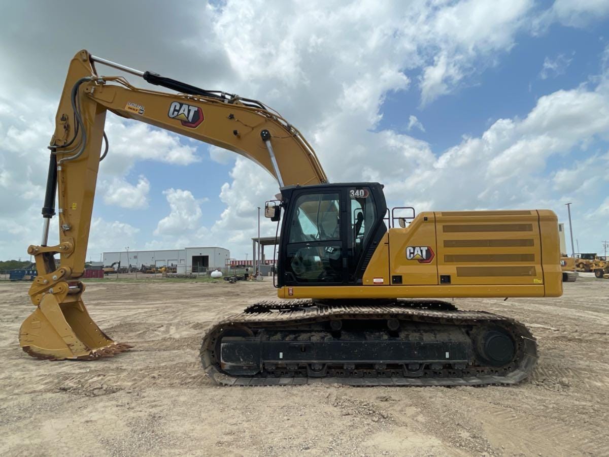 2023 CAT 340 10