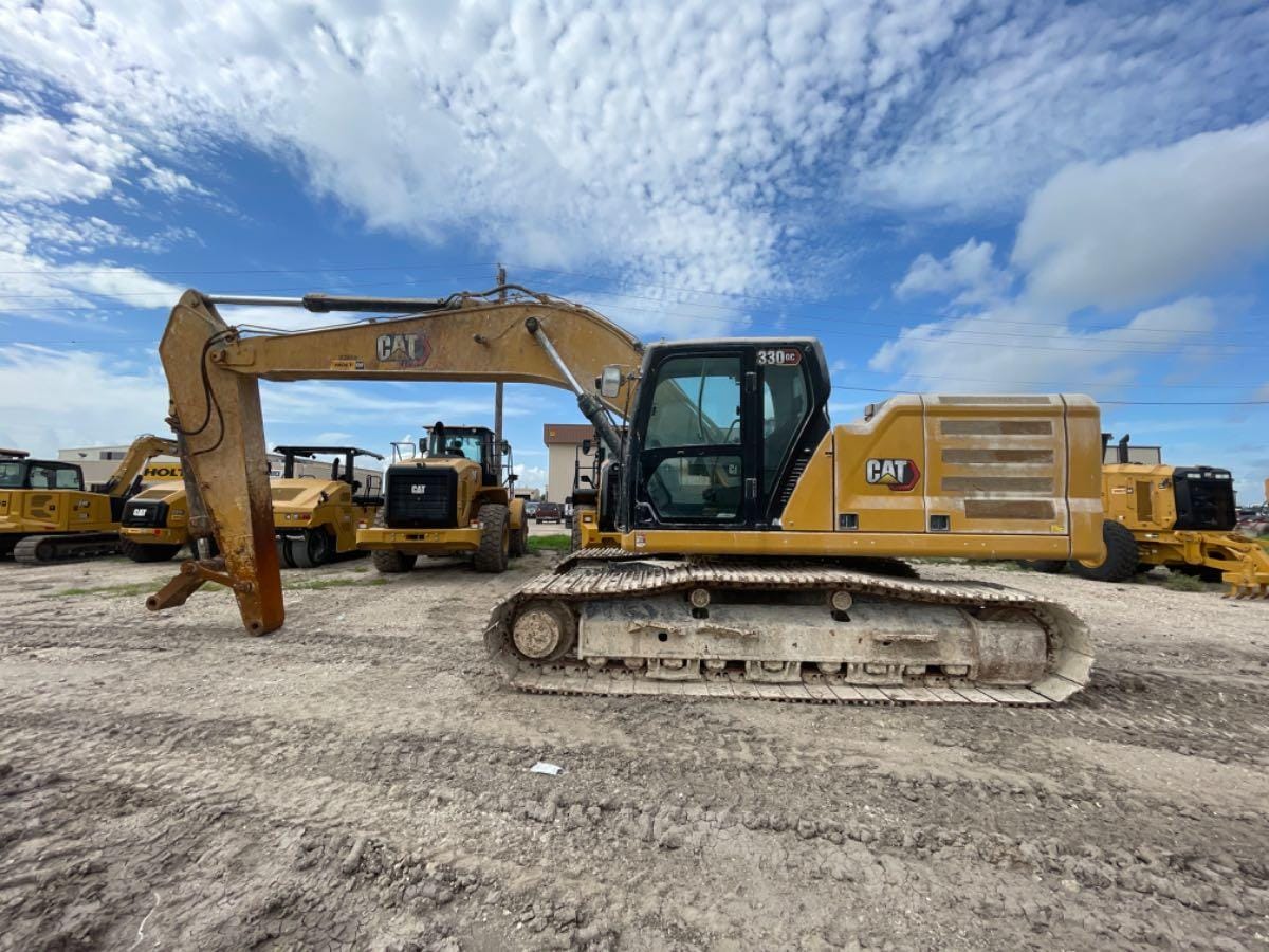 2024 CAT 330GC