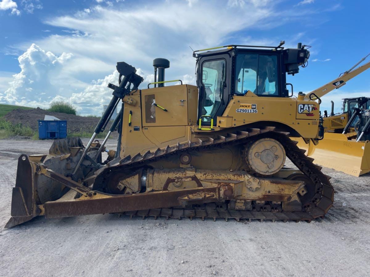 2022 CAT D6 LGP