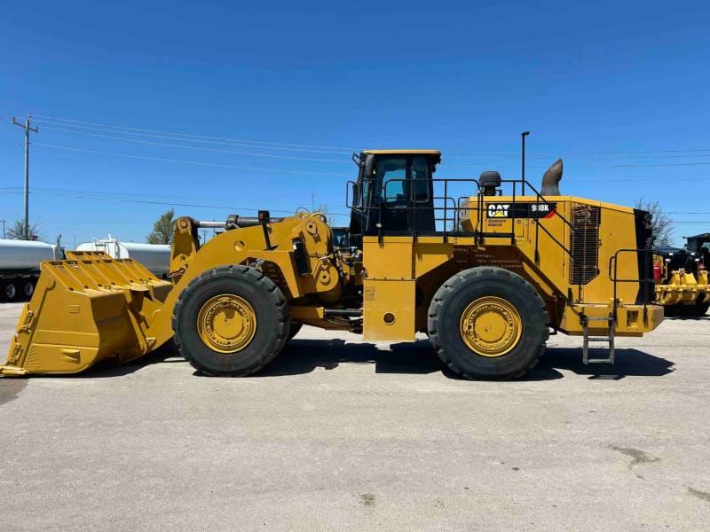 2019 CAT 988K