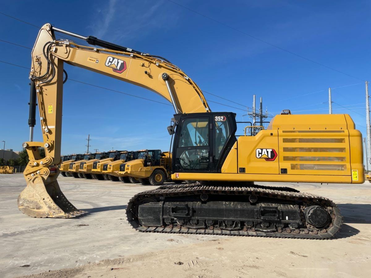 2023 CAT 352 12 TC