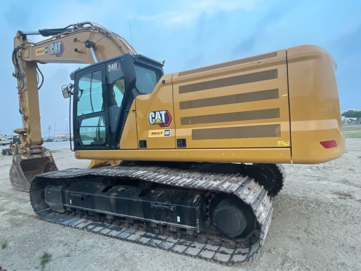 2023 CAT 340 10 TC