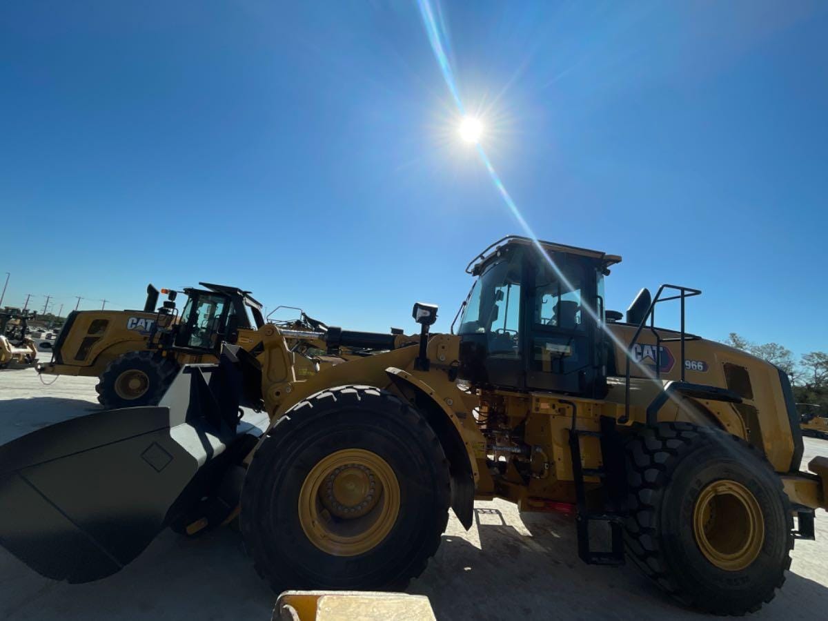 2023 CAT 966 QC