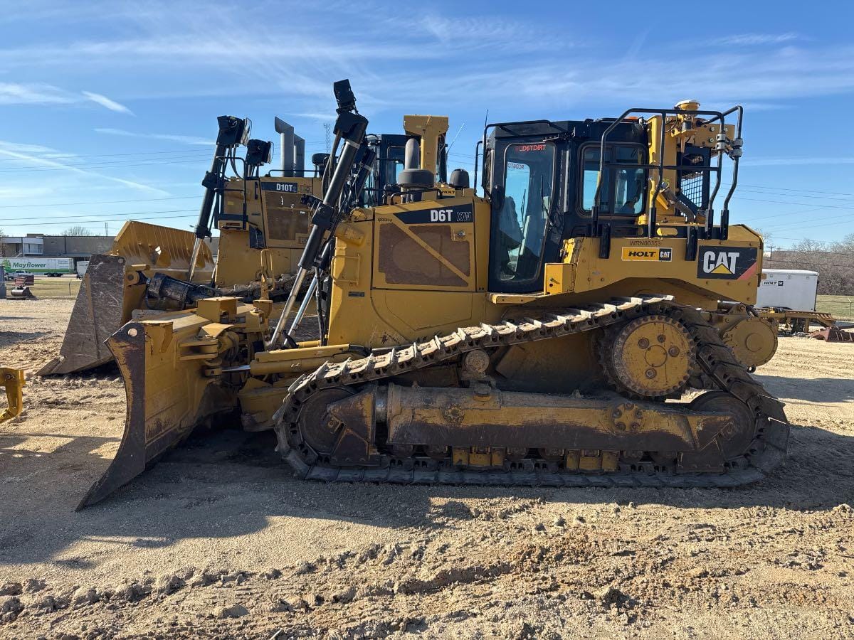 2017 CAT D6TXWVPWI3
