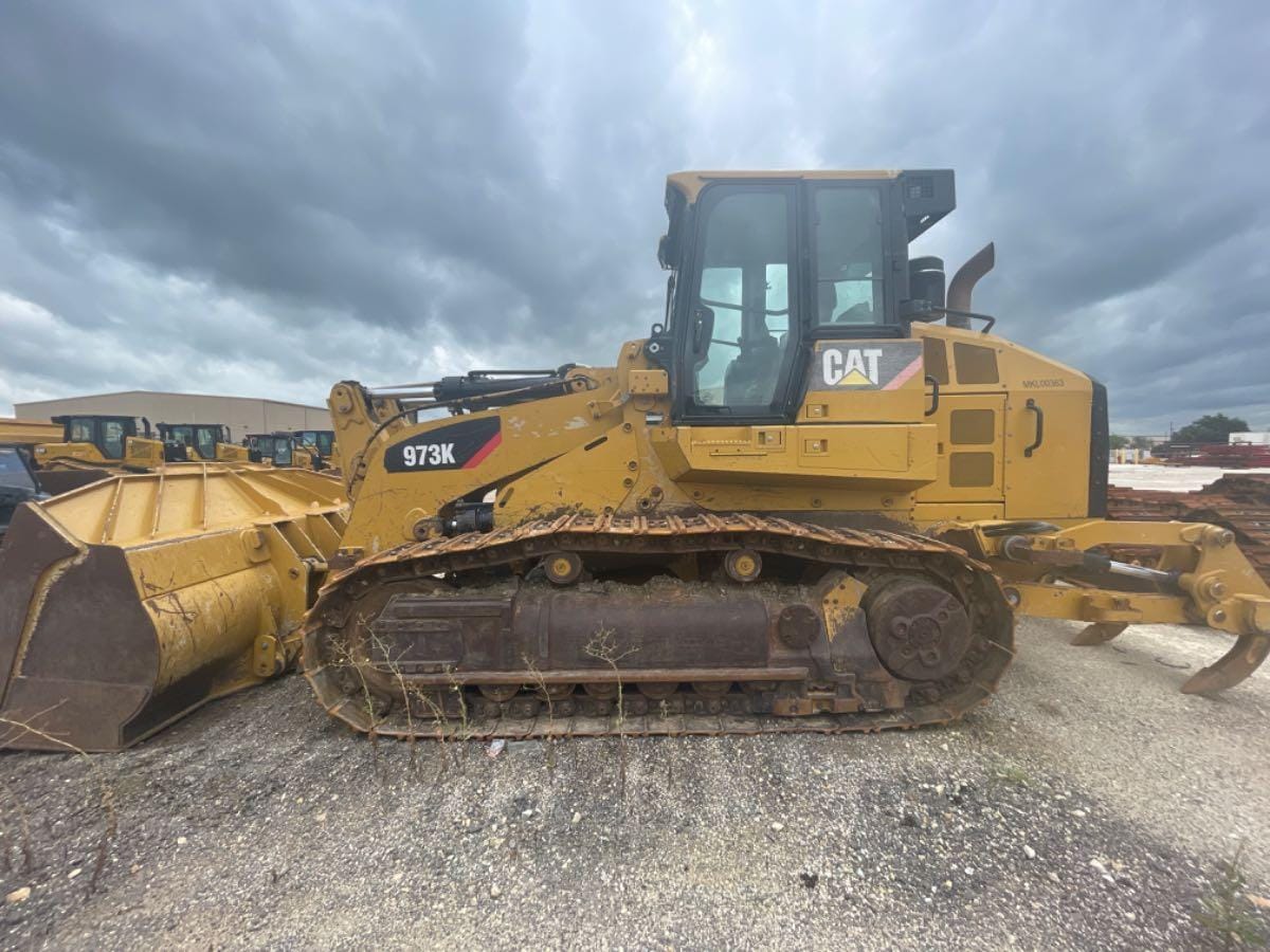 2019 CAT 973K