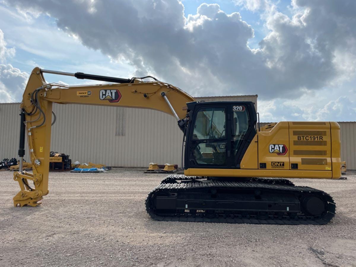 2023 CAT 320 TC