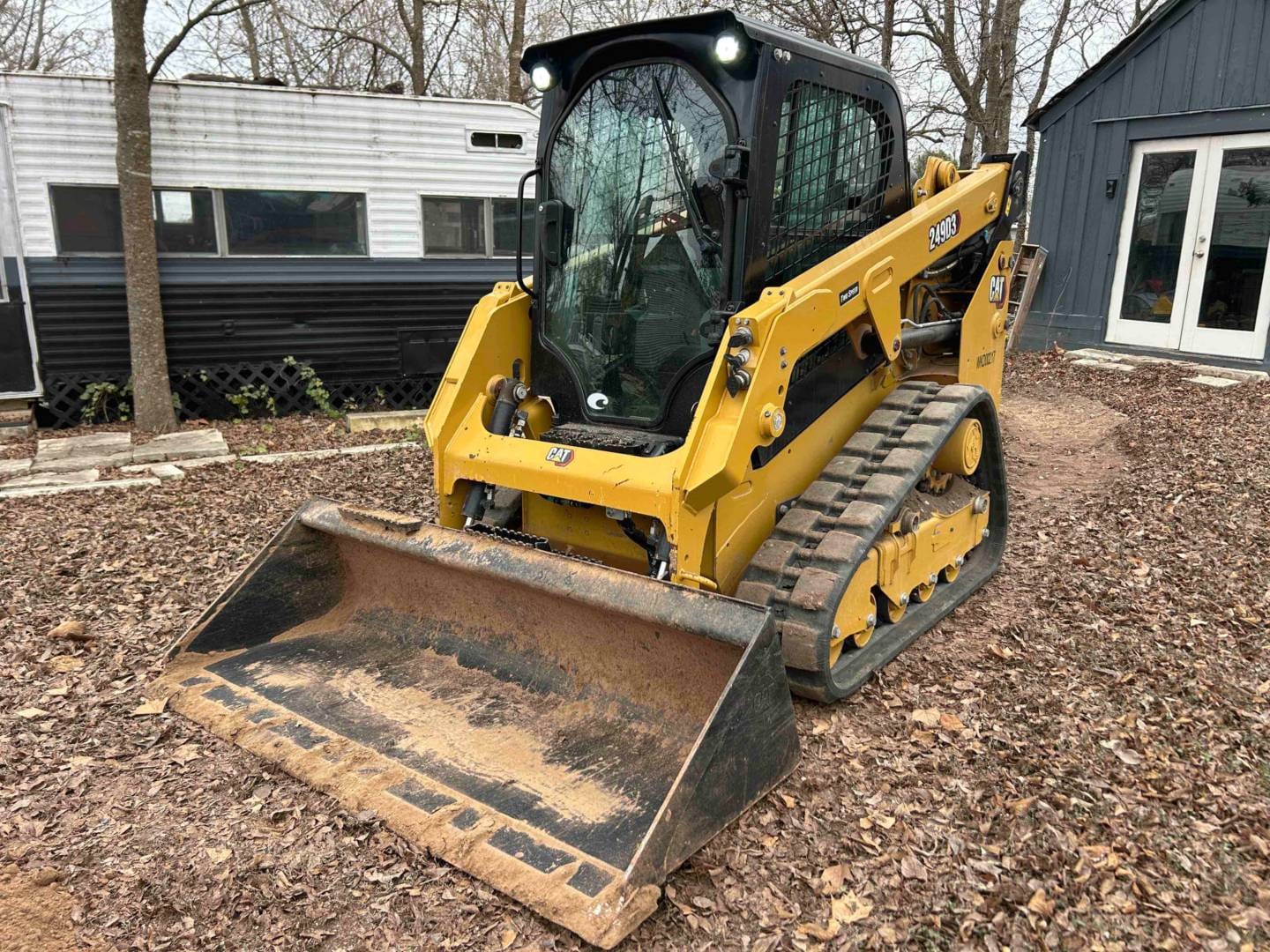 2023 CAT 249D CAB