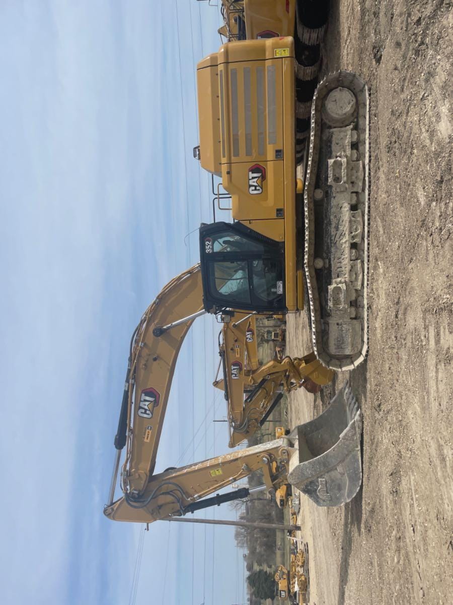 2023 CAT 352 12 TC