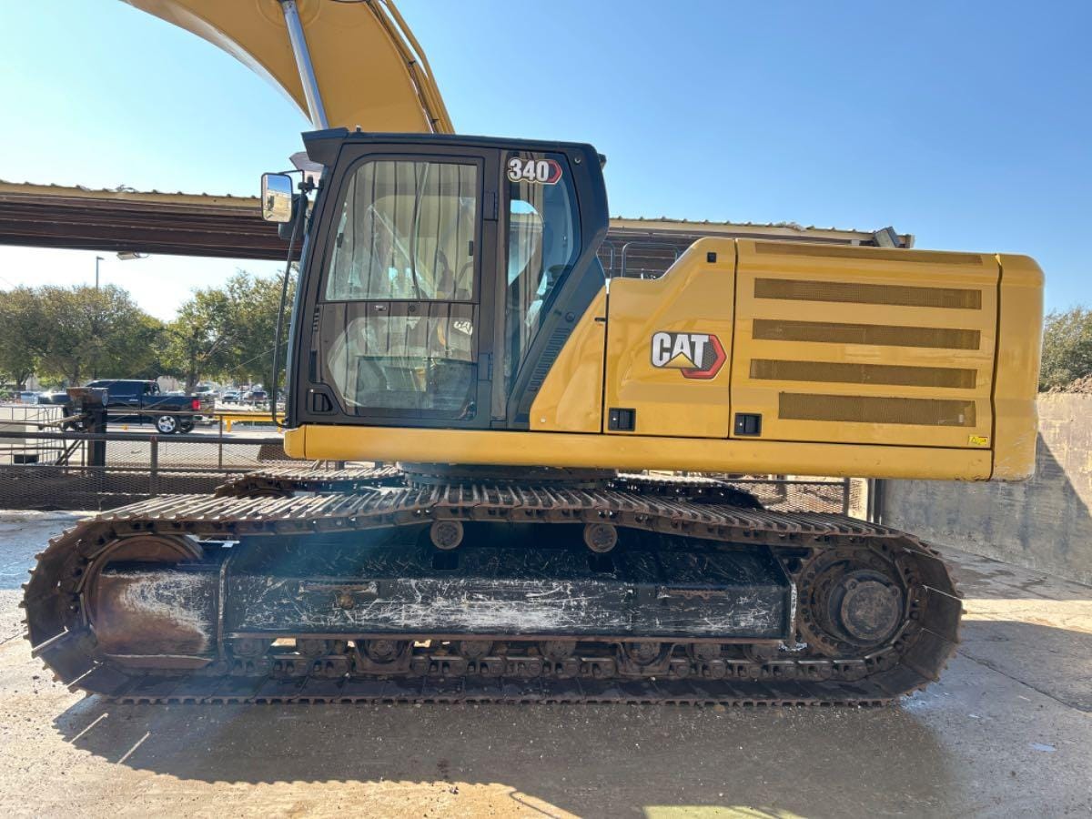 2023 CAT 340 12 TC3