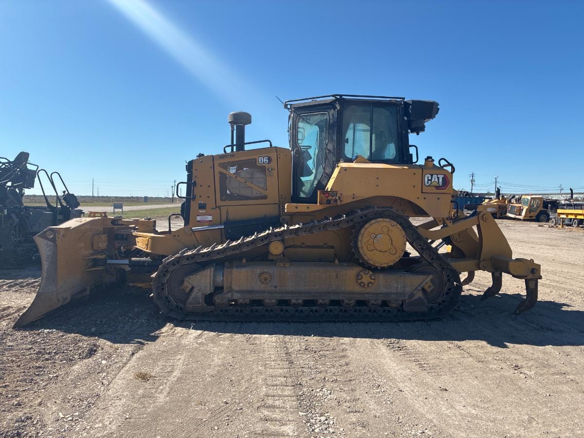 2023 CAT D6 VP
