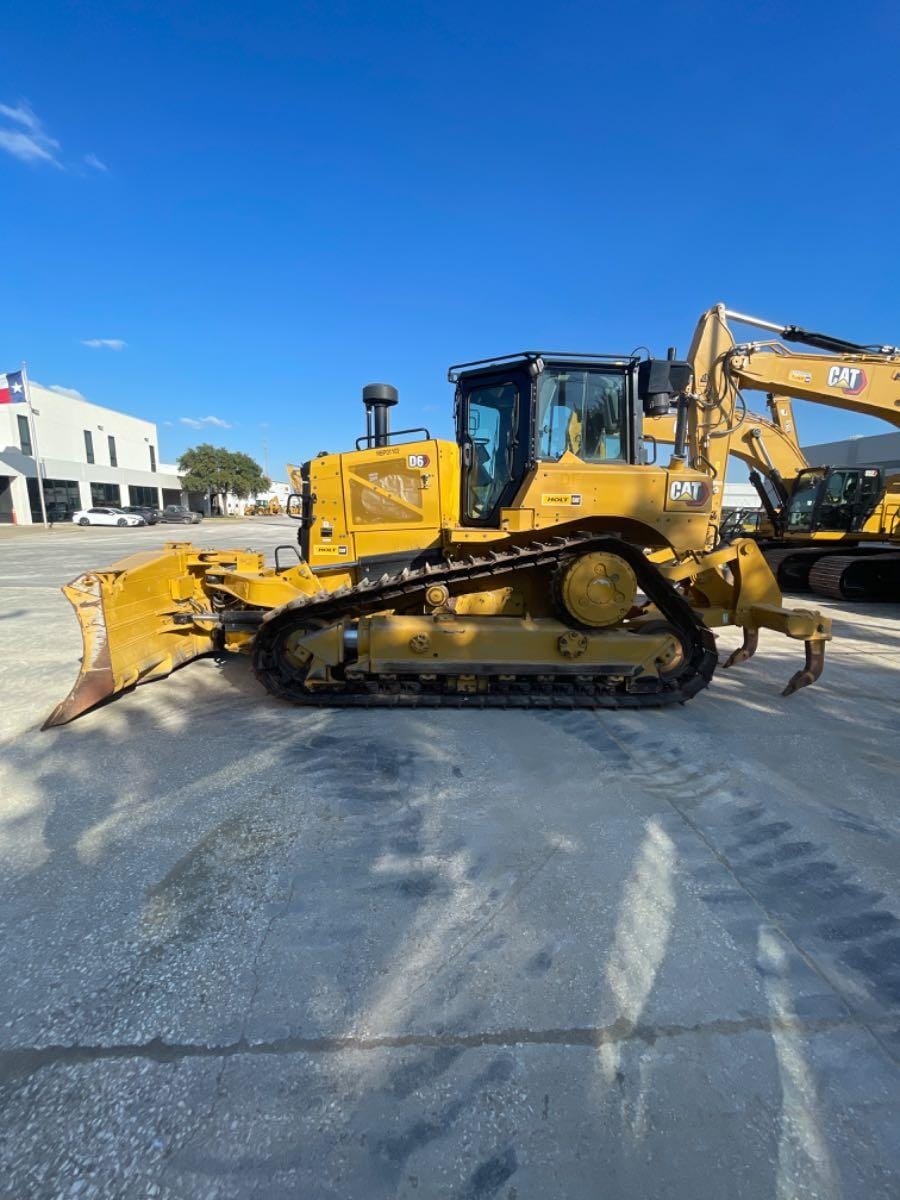 2023 CAT D6 VP3