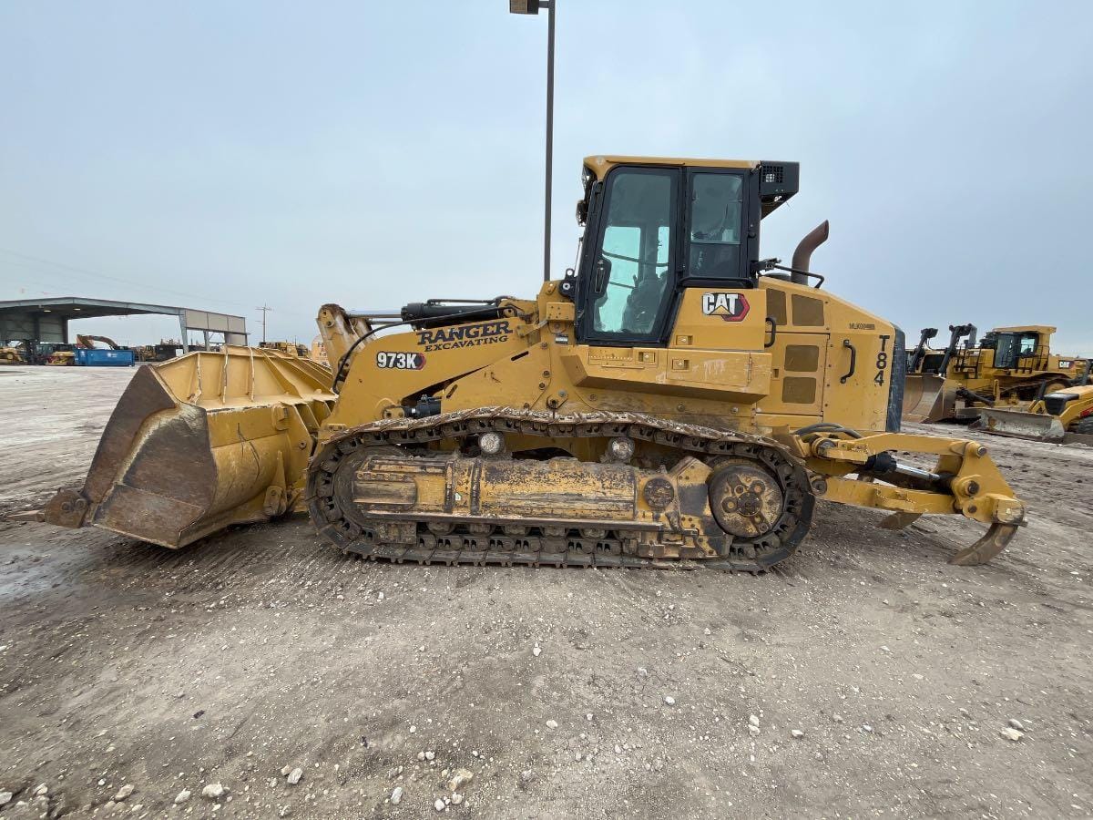 2023 CAT 973K