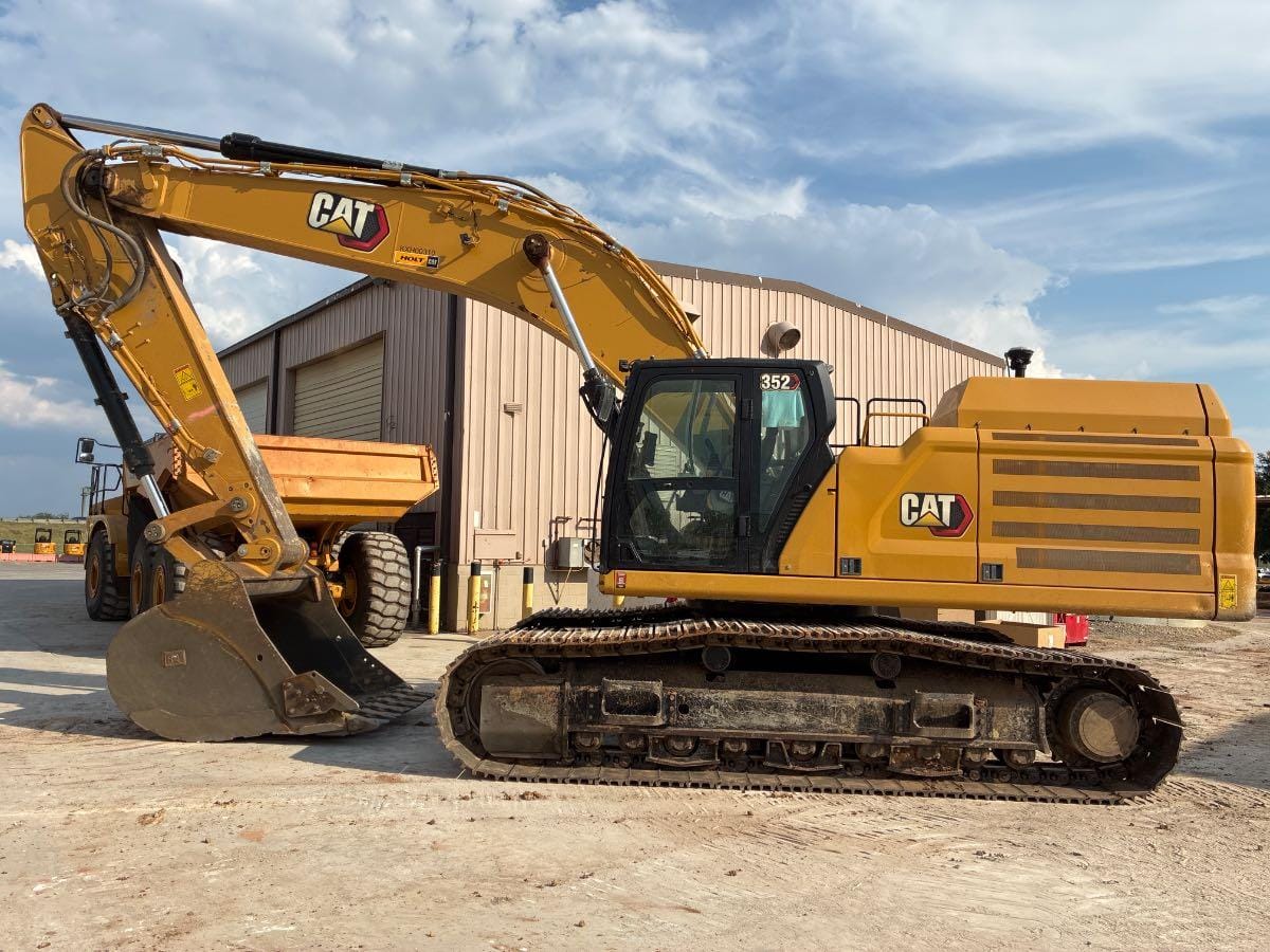 2023 CAT 352 12 TC3