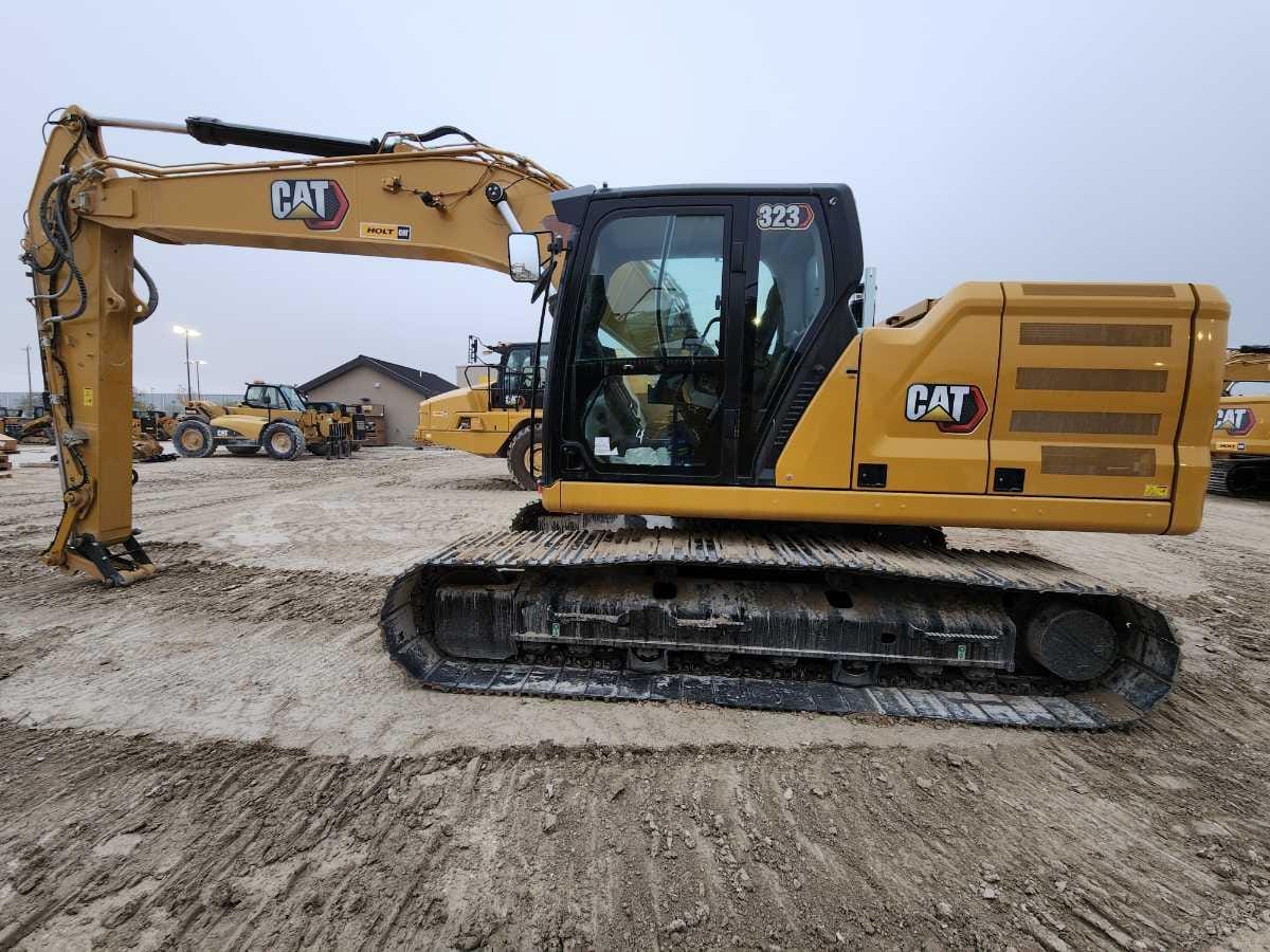 2023 CAT 323 TC