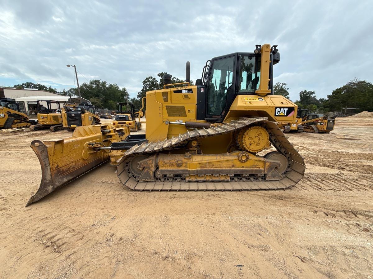 2016 CAT D6N LGP