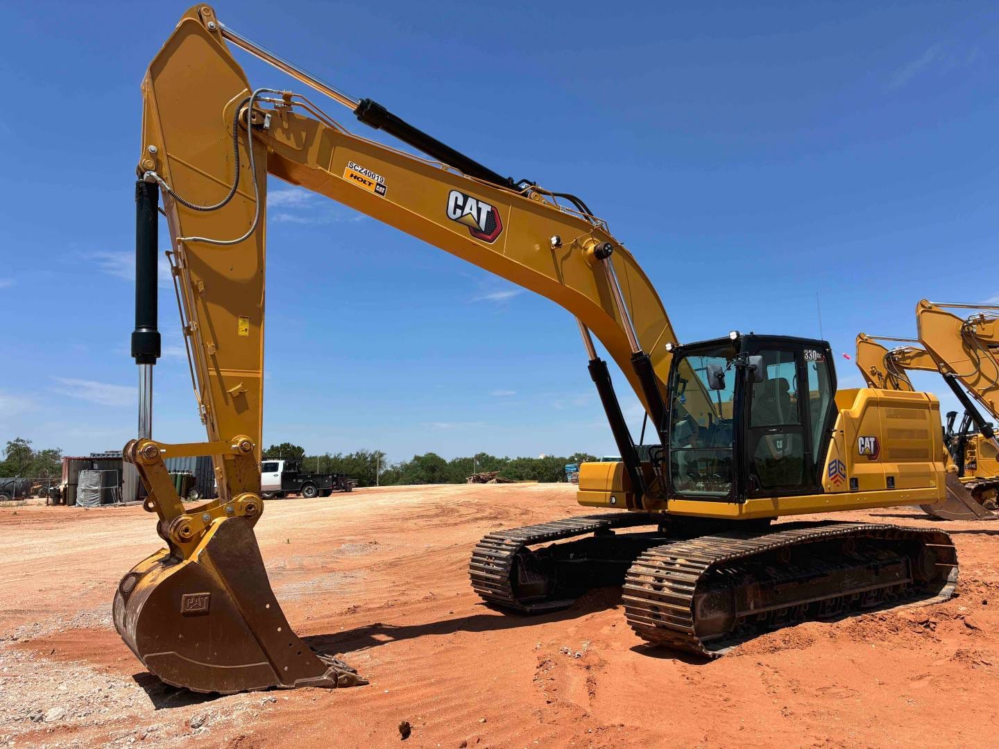 2023 CAT 330GC