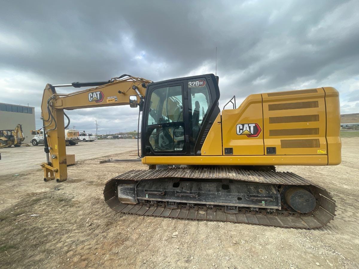 2023 CAT 320GC TC