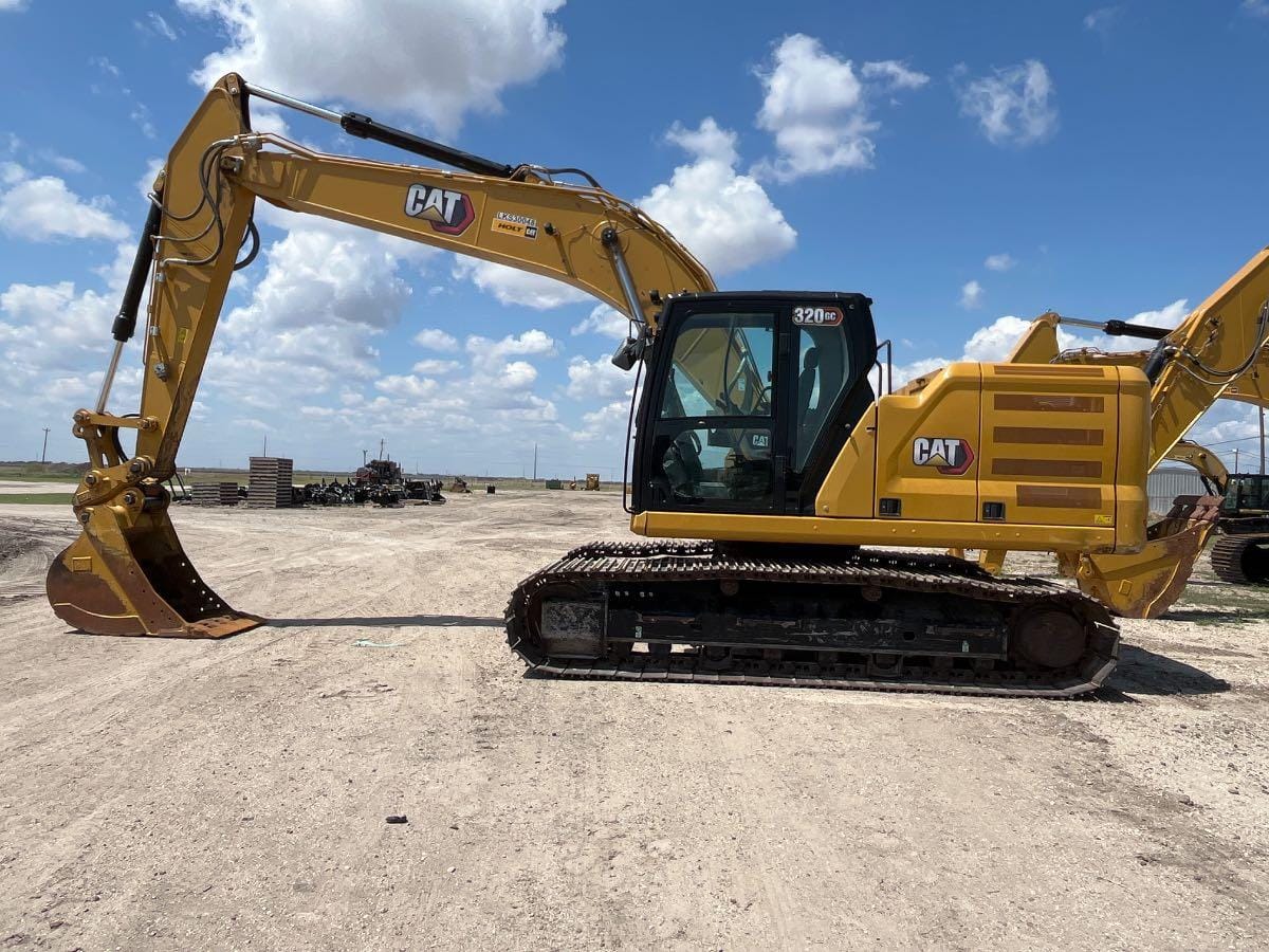 2023 CAT 320GC TC