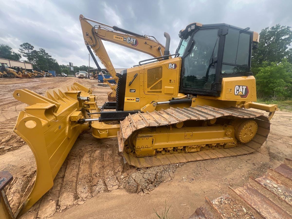 2023 CAT D4 LGPCAB3