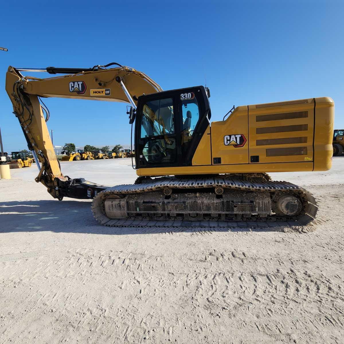 2023 CAT 330 TC
