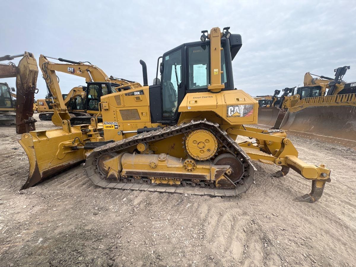 2019 CAT D6N