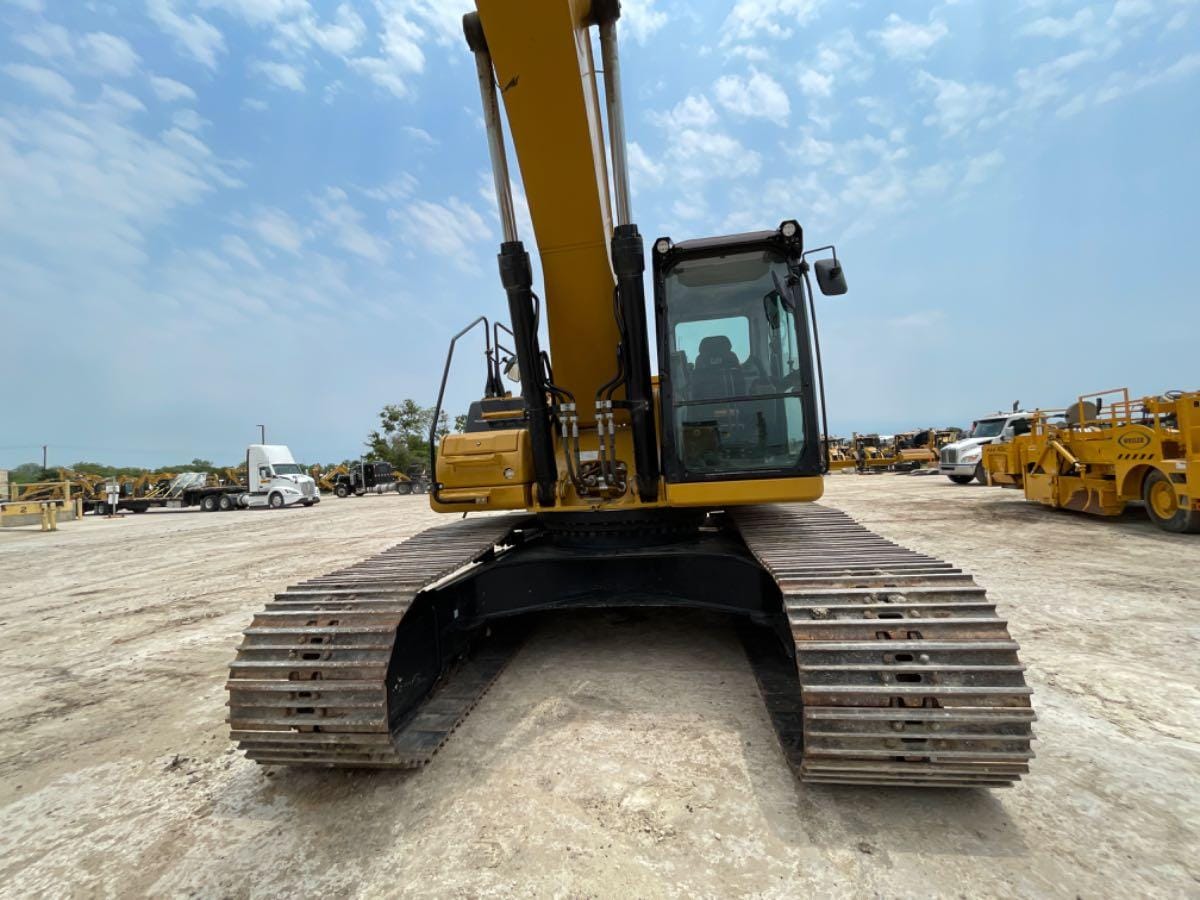 2022 CAT 336 12