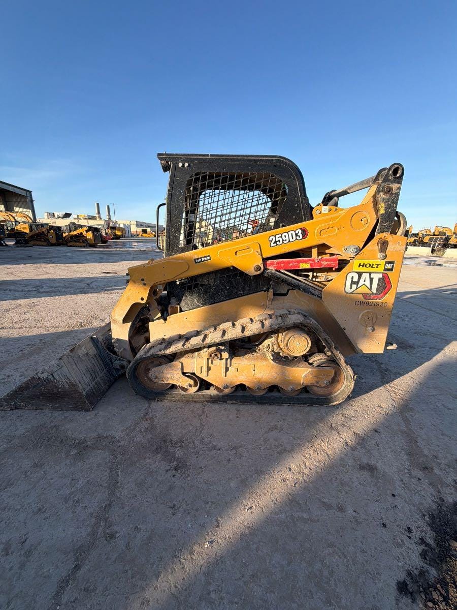 2023 CAT 259D