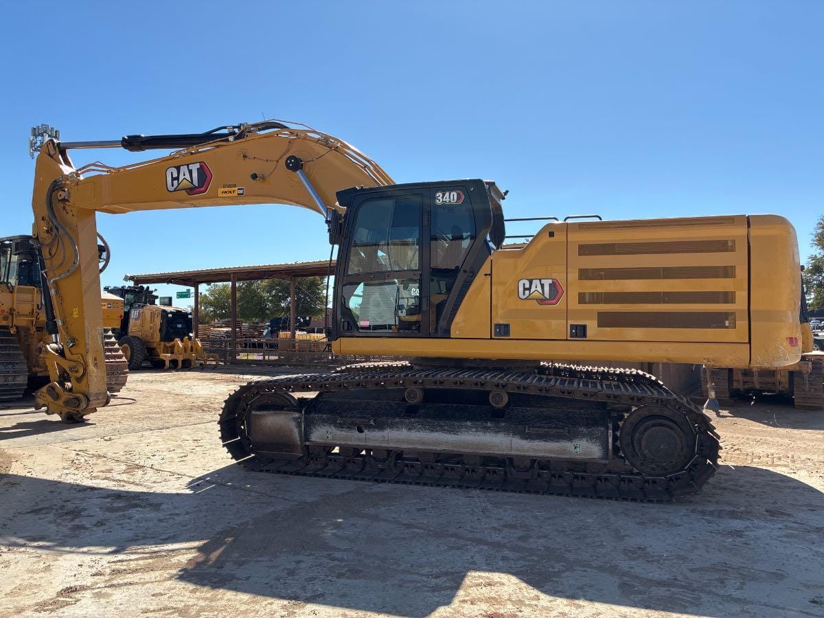 2022 CAT 340 10 TC