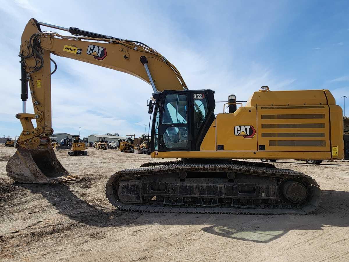 2022 CAT 352 11 TC