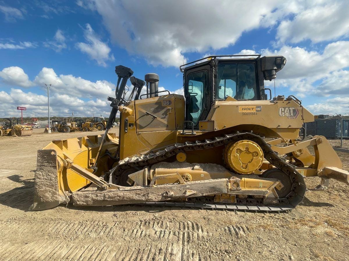 2022 CAT D6