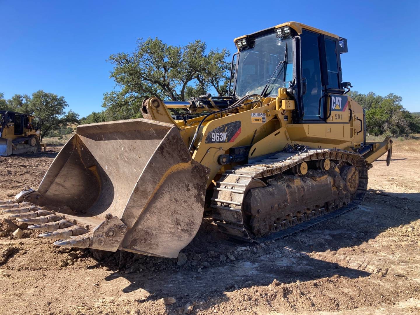 2017 CAT 963K