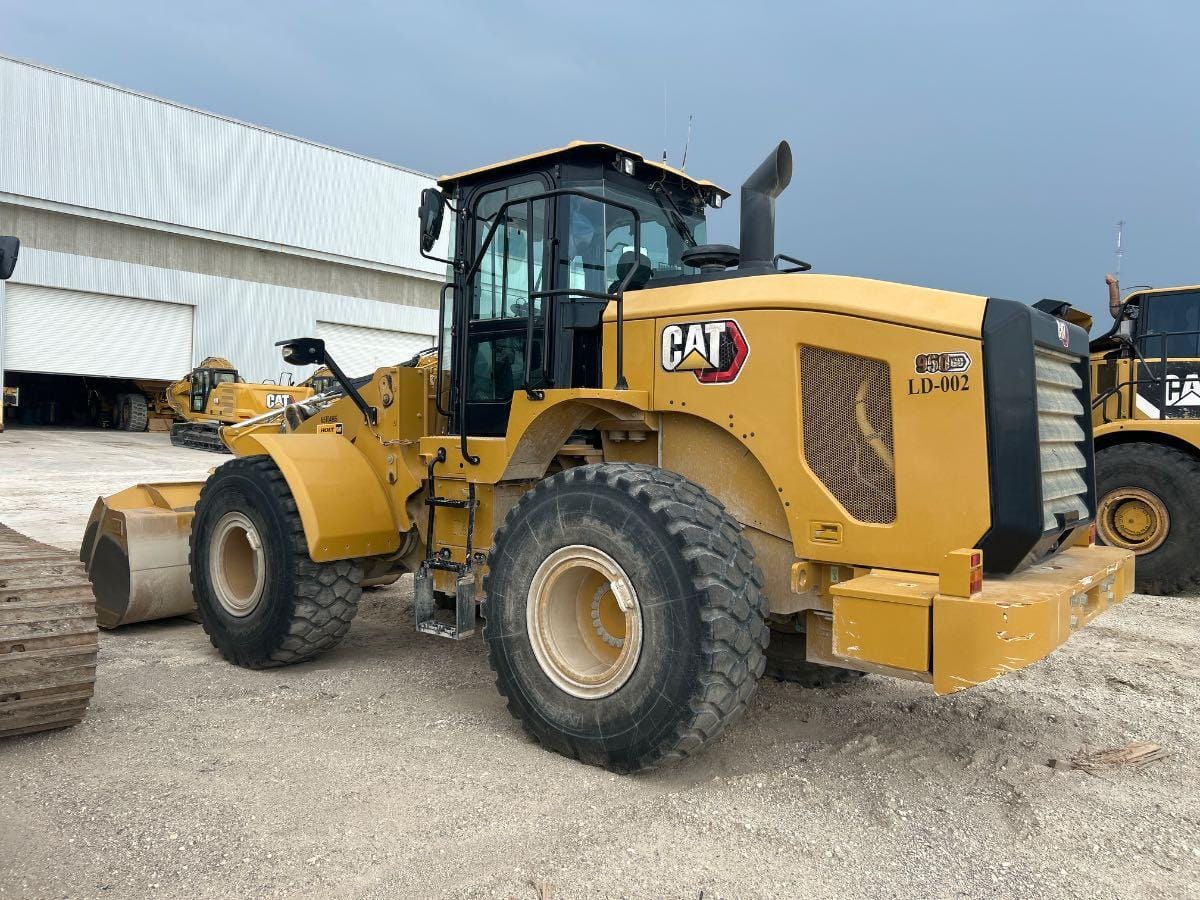 2022 CAT 950GC