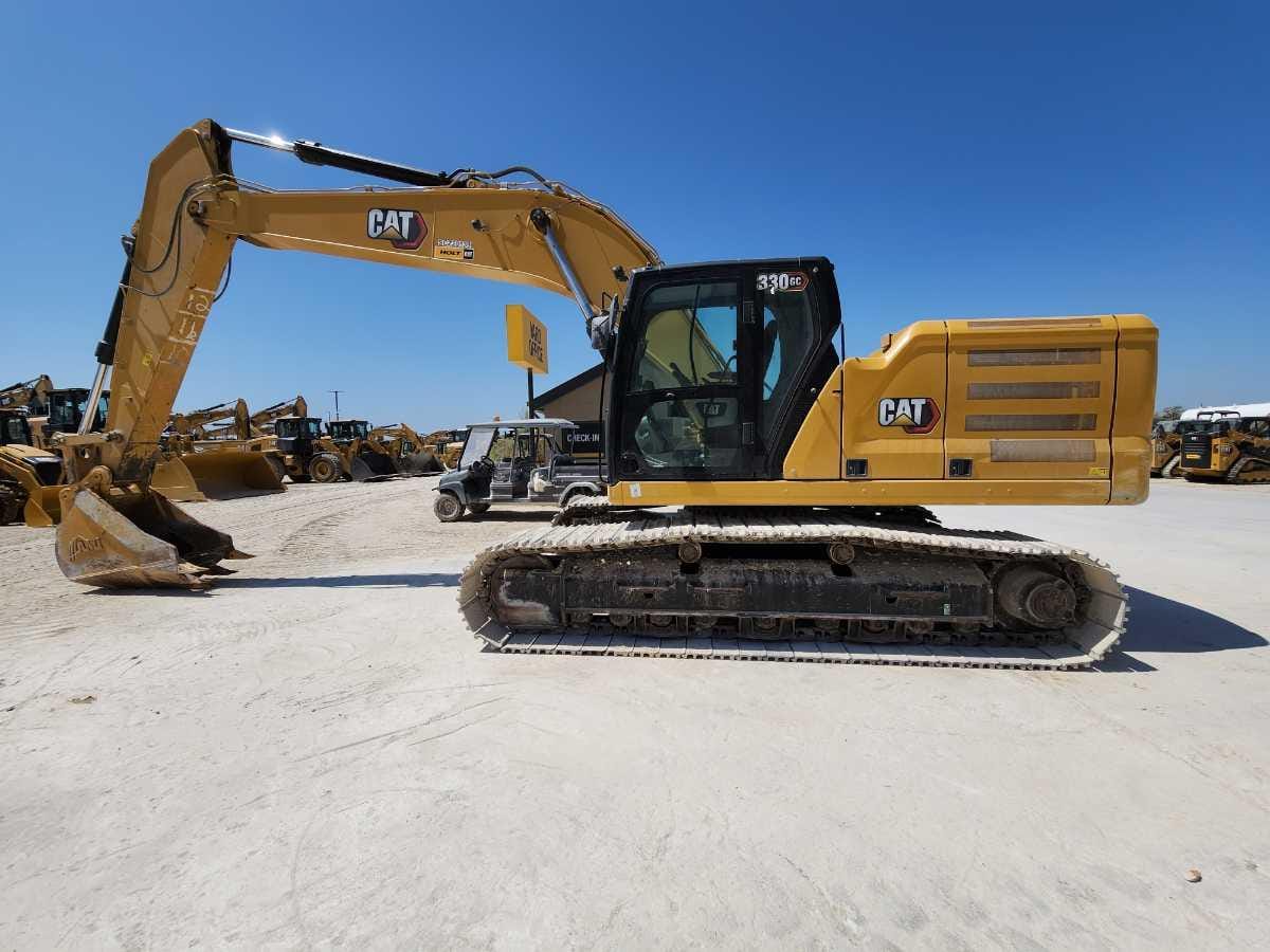 2021 CAT 330GC