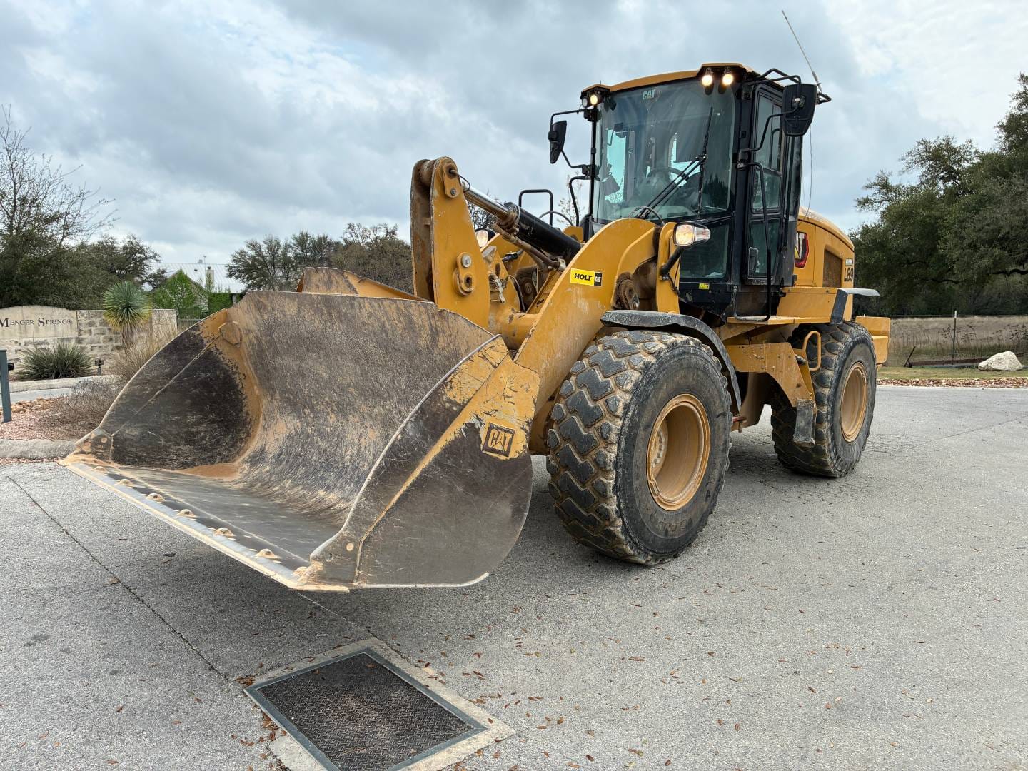 2021 CAT 930M