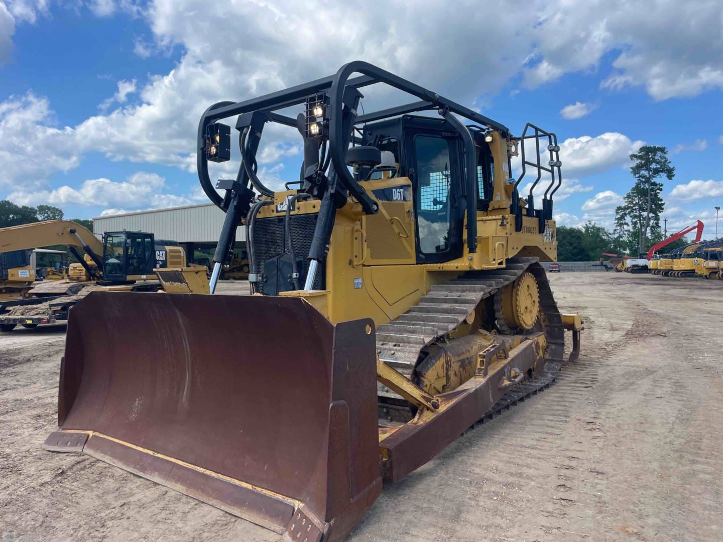 2019 CAT D6T XL