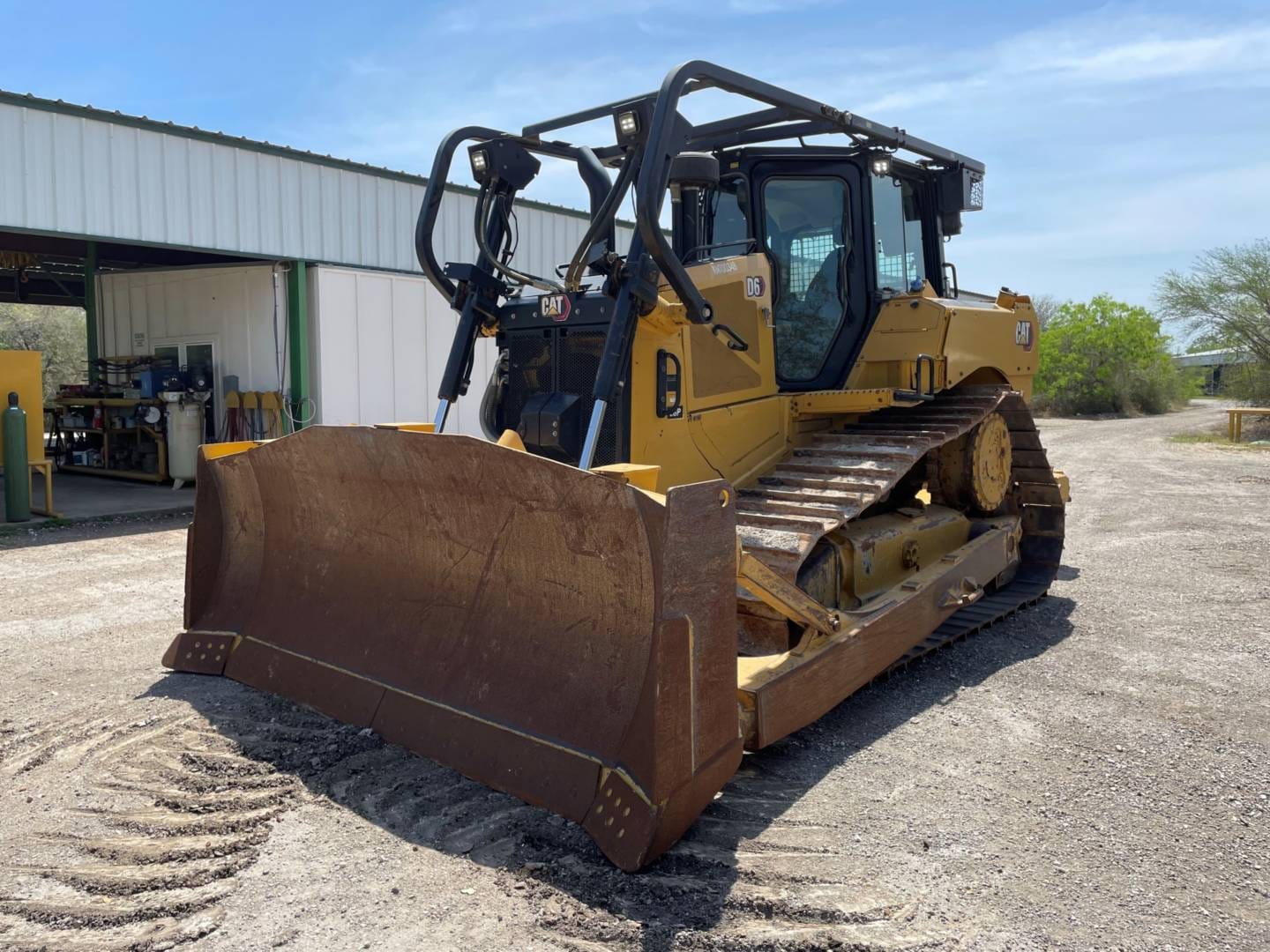 2019 CAT D6-20 LGP