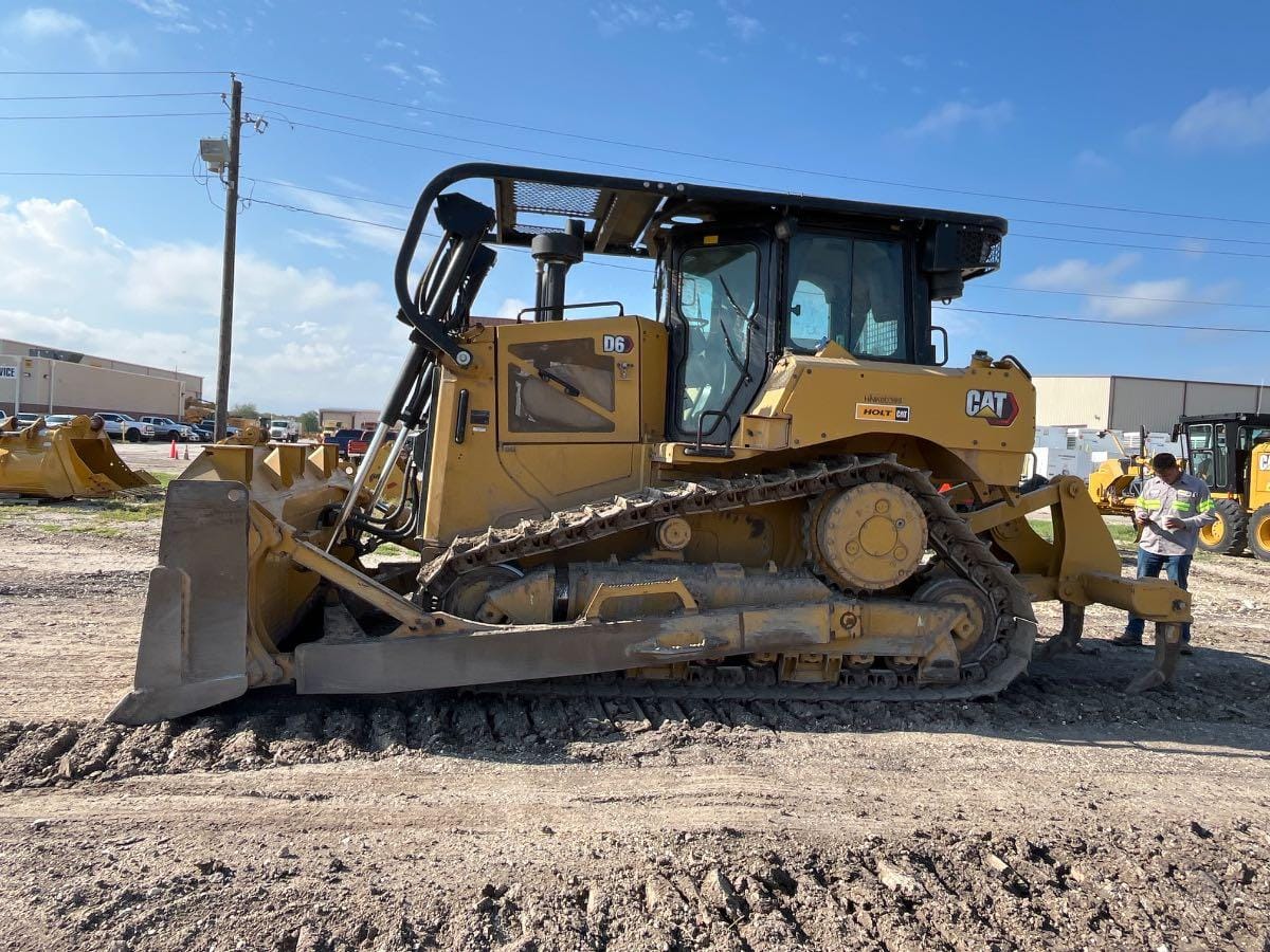 2020 CAT D6