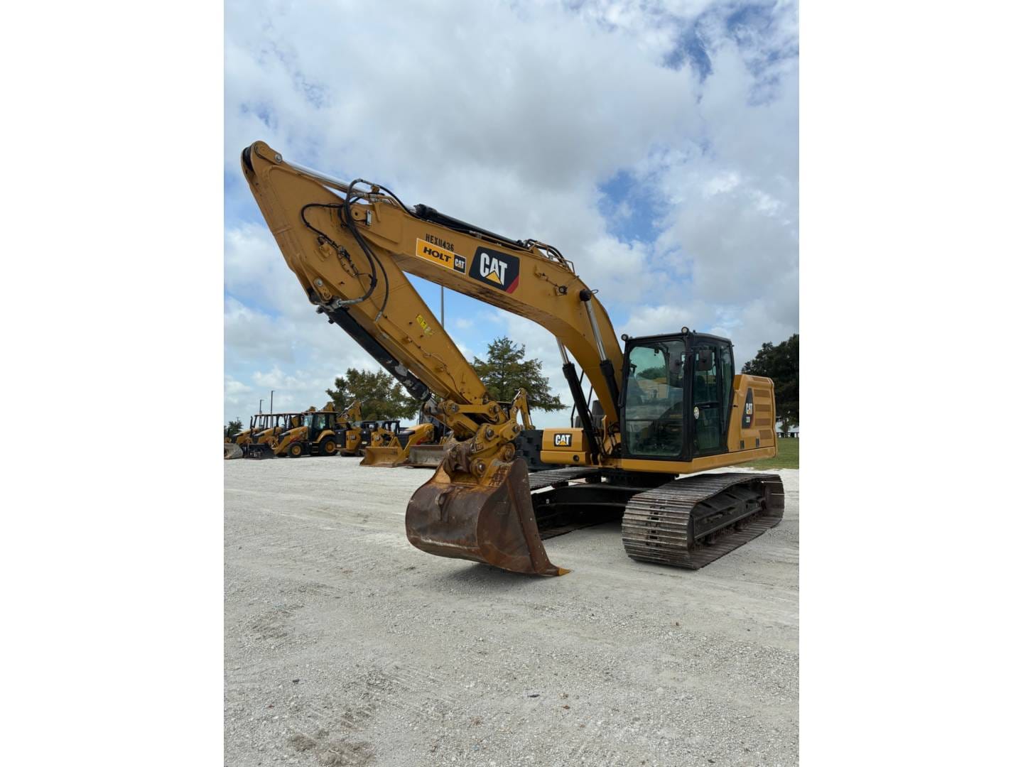 2019 CAT 320-07