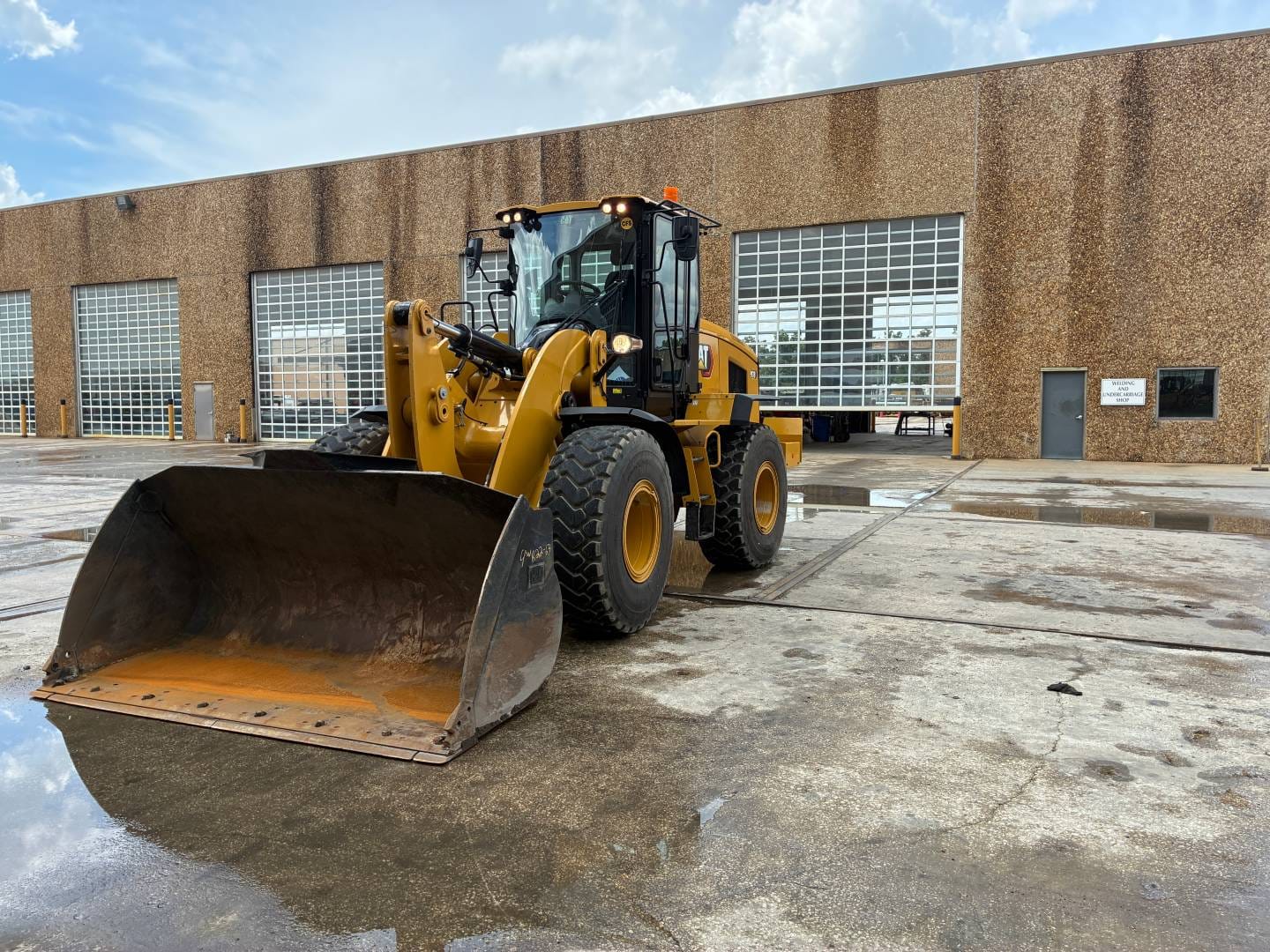 2025 CAT 938-14