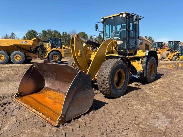 2015 CATERPILLAR 938M