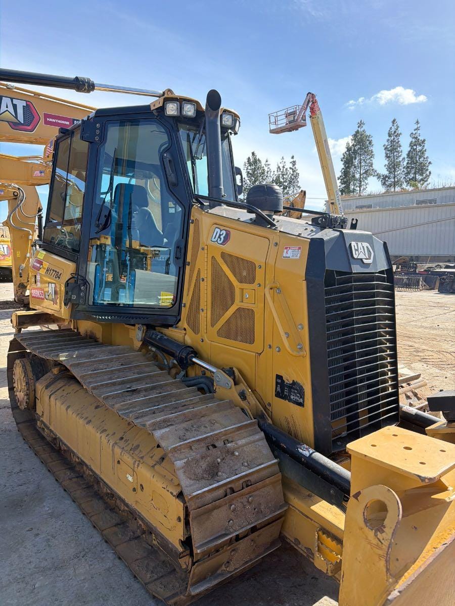 2022 CAT D3