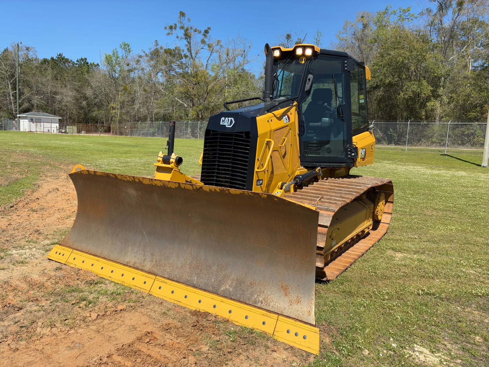 2023 CAT D3-12LGP
