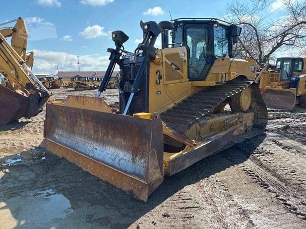 2022 CATERPILLAR D6