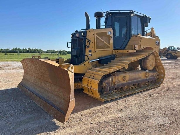 2022 CATERPILLAR D6