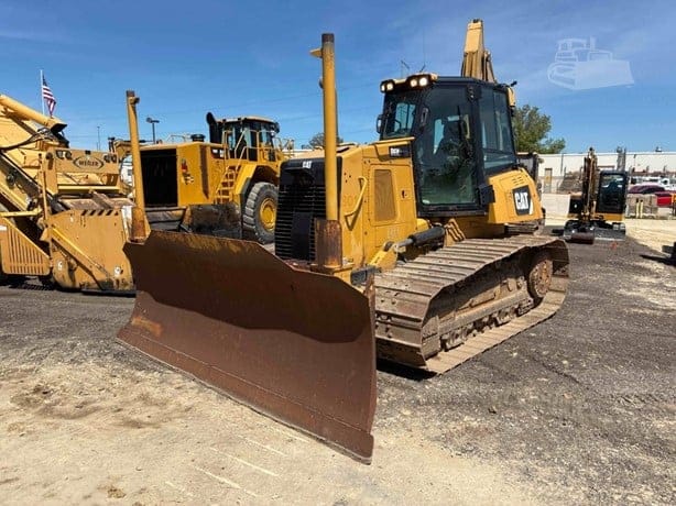 2015 CATERPILLAR D6K2 LGP