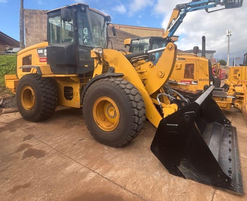 2015 CAT 930K
