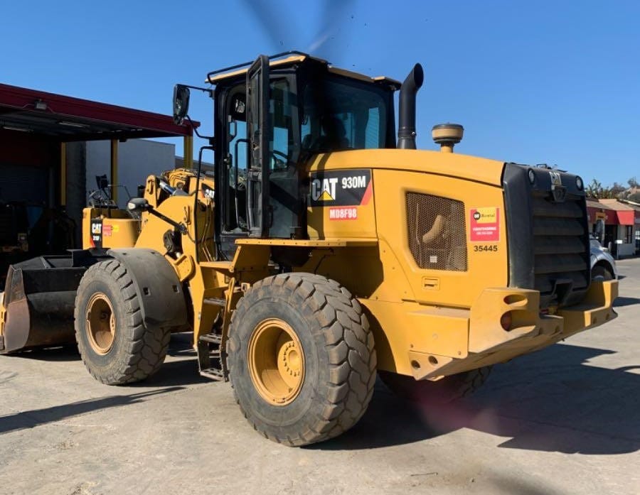 2019 CAT 930M
