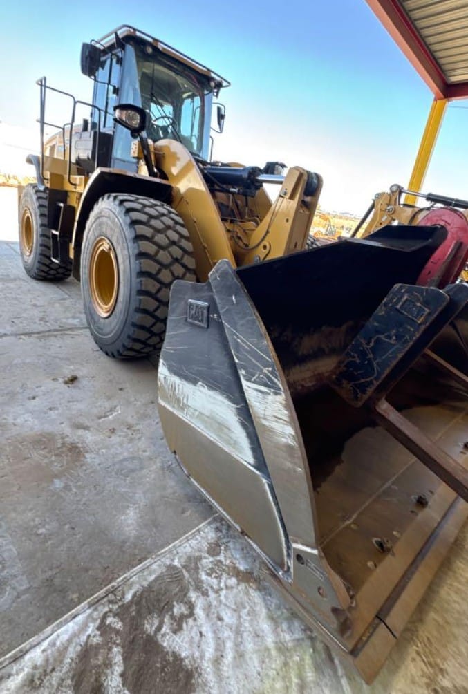 2022 CAT 950M