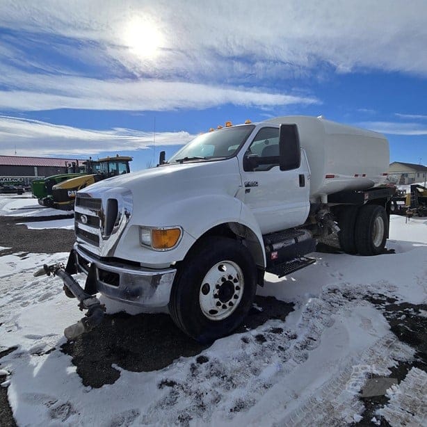 2015 FORD F650 SD