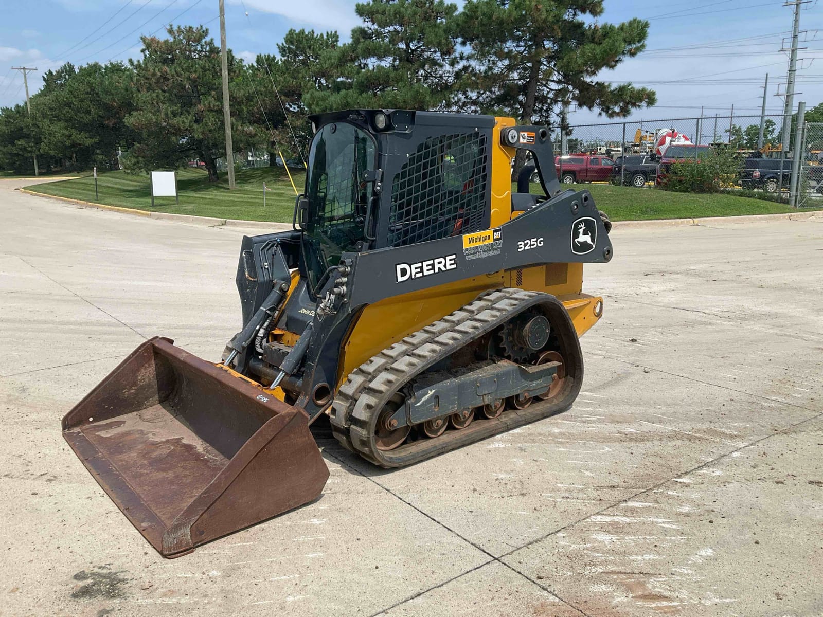 2021 Deere & Co. 325